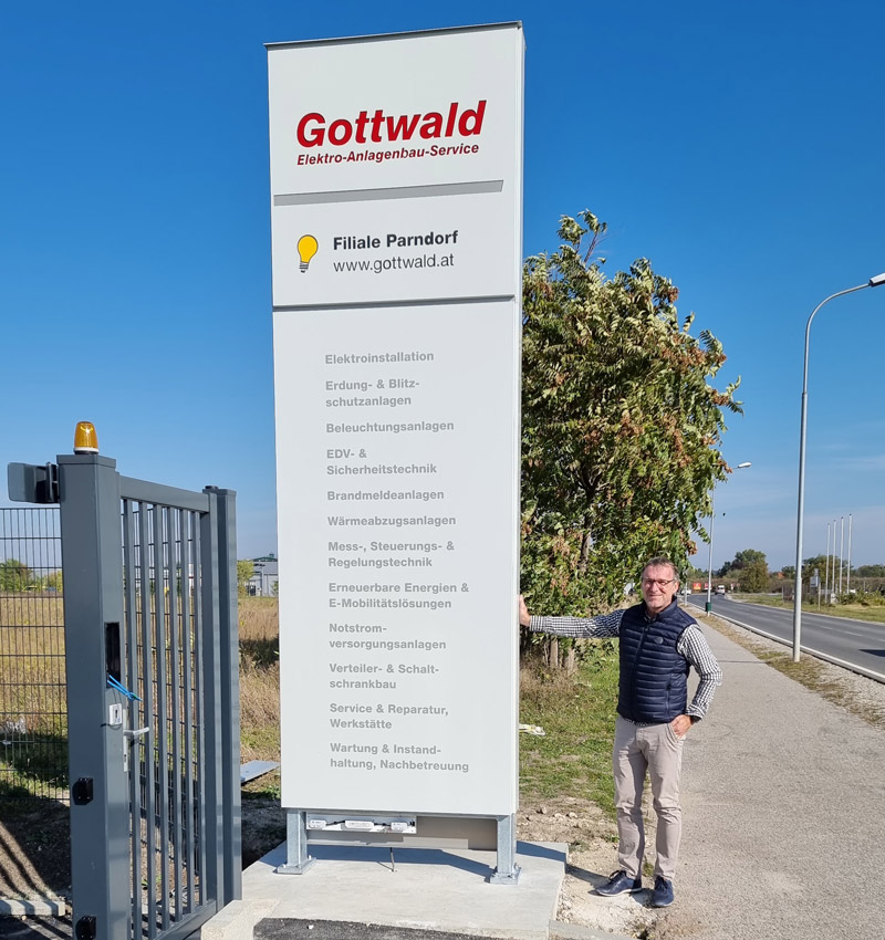 Gottwald Pylon